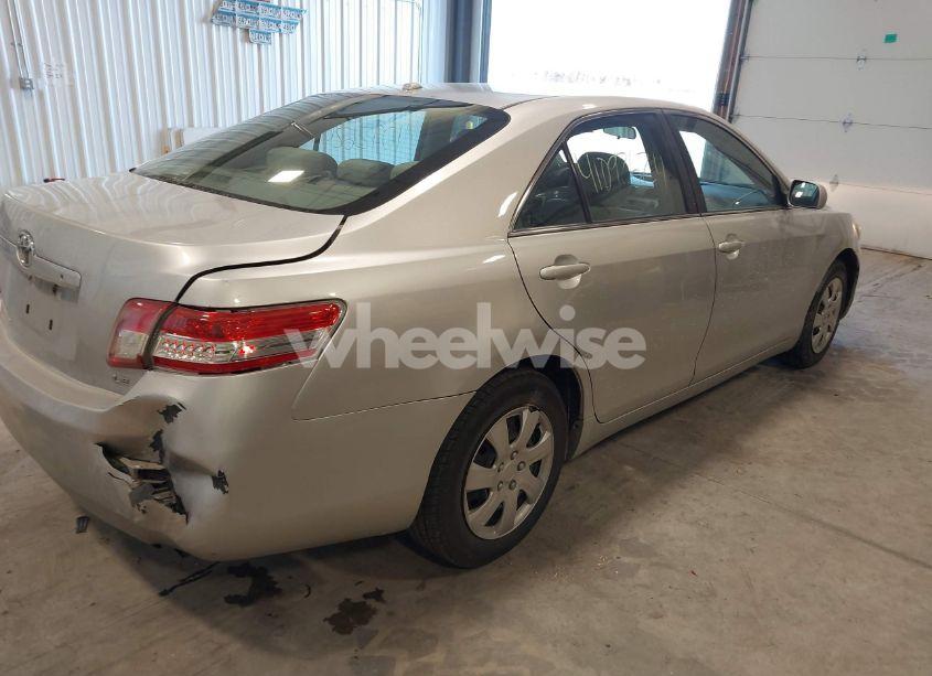 Photo 4 of 2011 Toyota Camry LE (VIN 4T1BF3EKXBU760253)