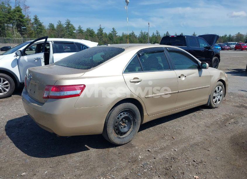 Photo 4 of 2011 Toyota Camry LE (VIN 4T1BF3EKXBU764478)