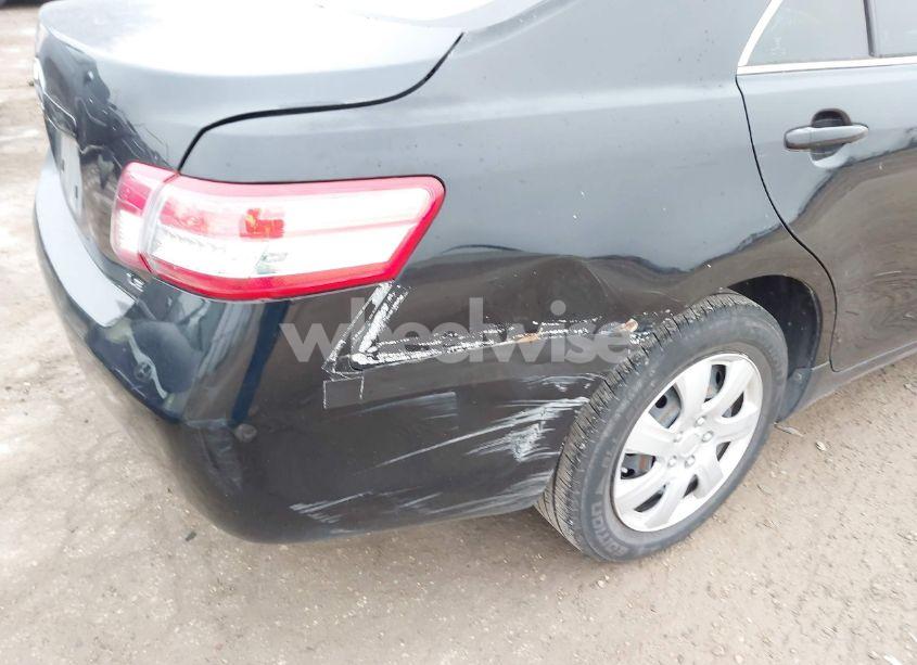 Photo 6 of 2011 Toyota Camry LE (VIN 4T1BF3EKXBU772998)