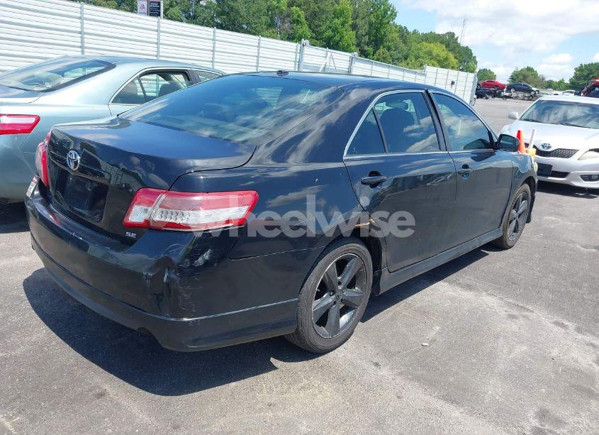 Photo 4 of 2011 Toyota Camry SE (VIN 4T1BF3EKXBU777165)