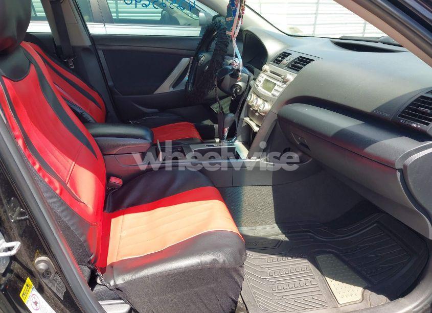 Photo 5 of 2011 Toyota Camry SE (VIN 4T1BF3EKXBU777165)