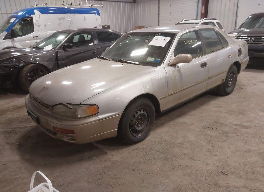 Photo 2 of 1996 Toyota Camry DX/LE/XLE (VIN 4T1BG12K2TU742174)