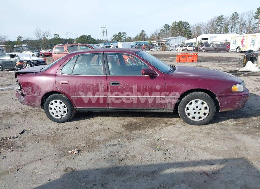 Photo 13 of 1996 Toyota Camry DX/LE/XLE (VIN 4T1BG12K3TU768640)