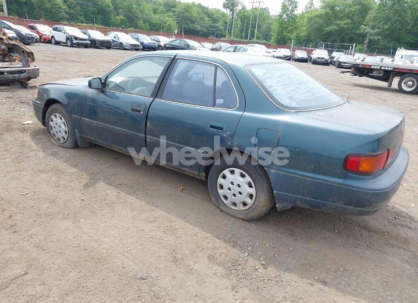 Photo 3 of 1996 Toyota Camry DX/LE/XLE (VIN 4T1BG12K4TU724923)