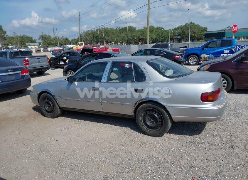 Photo 13 of 1996 Toyota Camry DX/LE/XLE (VIN 4T1BG12K4TU783776)
