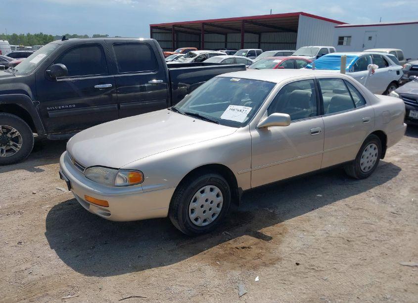 Photo 2 of 1996 Toyota Camry DX/LE/XLE (VIN 4T1BG12K6TU781155)