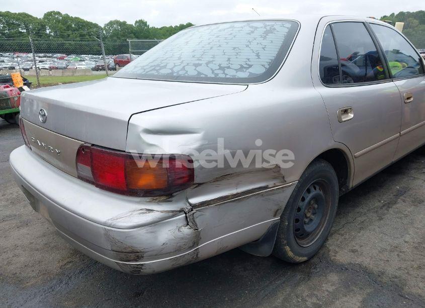 Photo 6 of 1996 Toyota Camry DX/LE/XLE (VIN 4T1BG12K6TU807284)