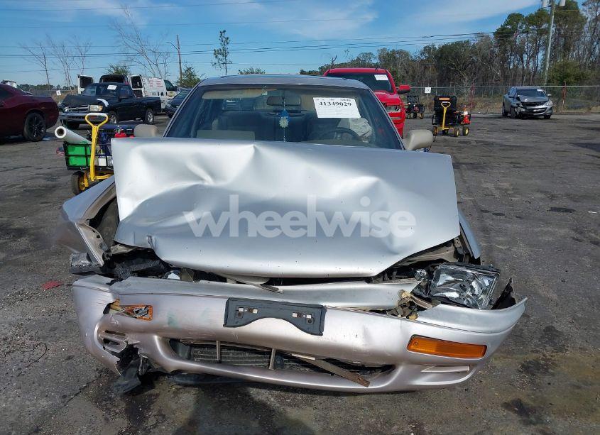 Photo 12 of 1996 Toyota Camry DX/LE/XLE (VIN 4T1BG12K7TU774103)