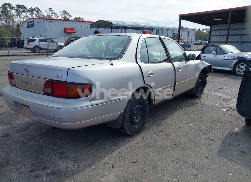 Photo 4 of 1996 Toyota Camry DX/LE/XLE (VIN 4T1BG12K7TU774103)