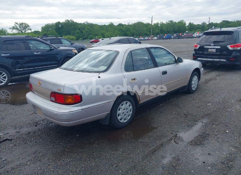 Photo 4 of 1996 Toyota Camry DX/LE/XLE (VIN 4T1BG12K8TU754331)