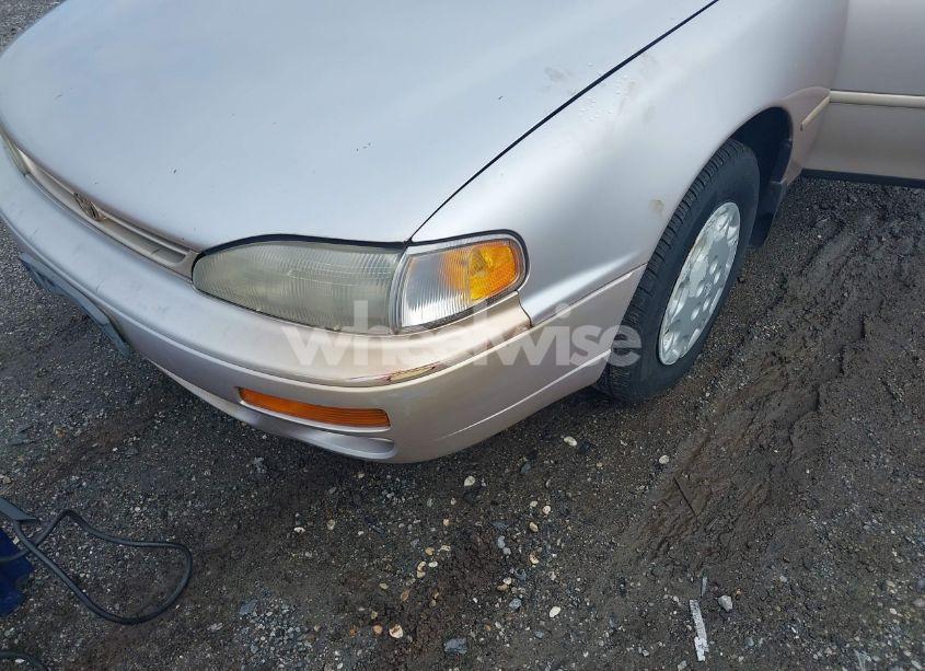 Photo 6 of 1996 Toyota Camry DX/LE/XLE (VIN 4T1BG12K8TU754331)
