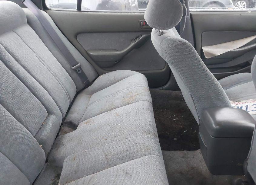 Photo 8 of 1996 Toyota Camry DX/LE/XLE (VIN 4T1BG12K9TU762289)