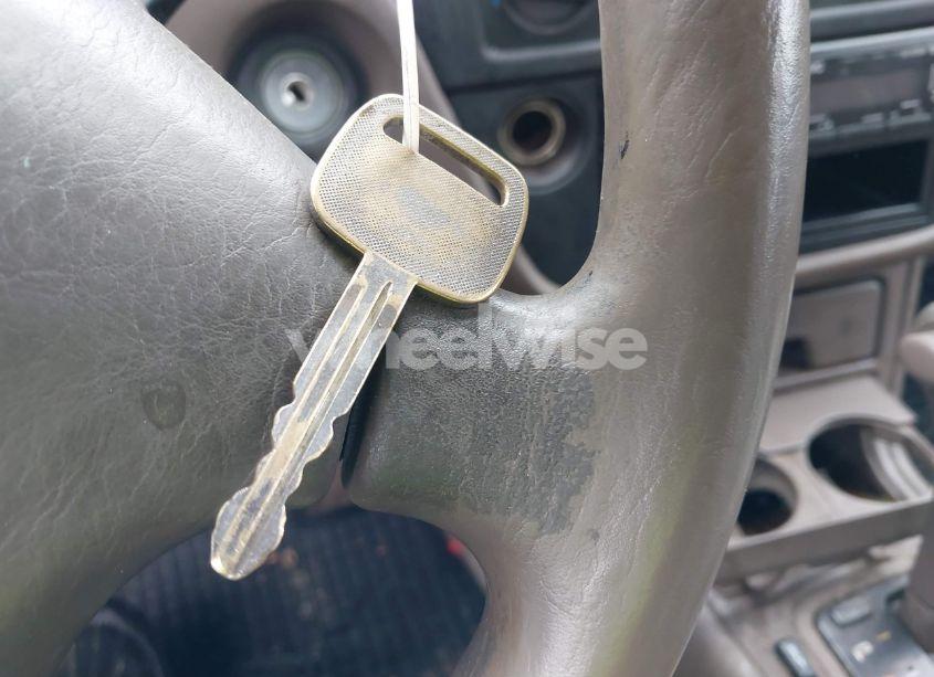 Photo 11 of 1996 Toyota Camry DX/LE/XLE (VIN 4T1BG12K9TU803312)