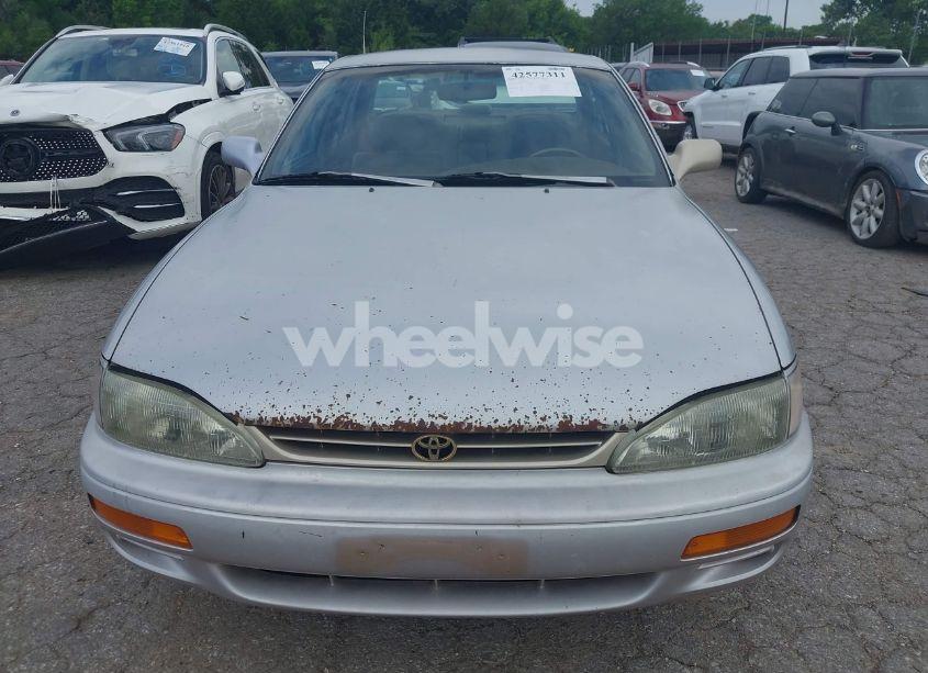 Photo 6 of 1996 Toyota Camry DX/LE/XLE (VIN 4T1BG12KXTU780722)