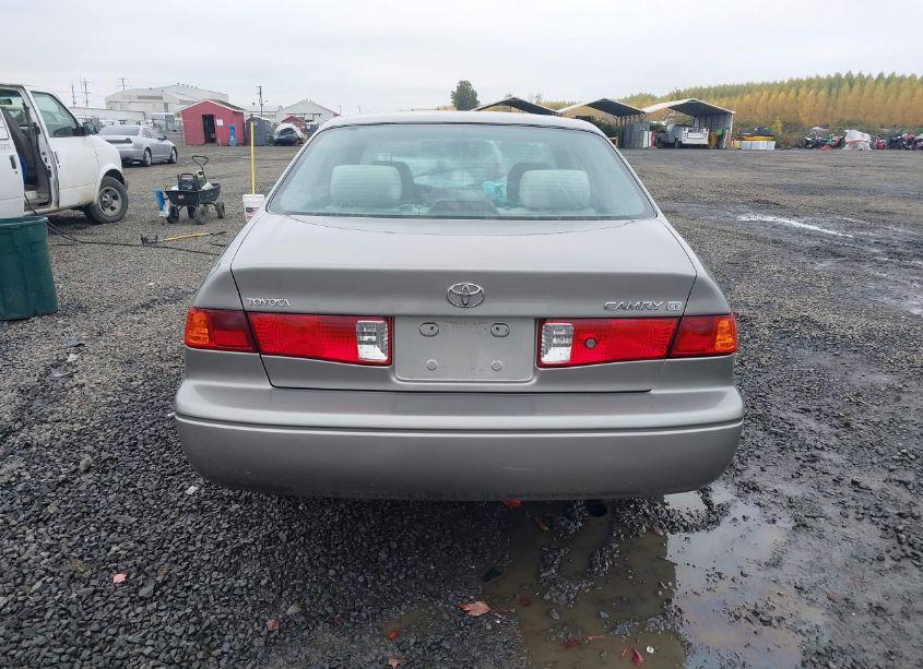 Photo 17 of 2001 Toyota Camry CE (VIN 4T1BG22K01U042852)