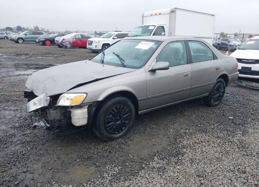 Photo 2 of 2001 Toyota Camry CE (VIN 4T1BG22K01U042852)