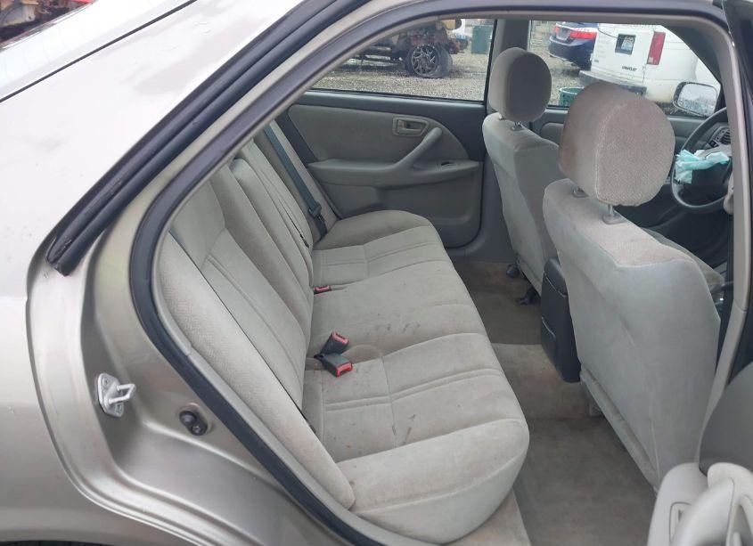 Photo 8 of 2001 Toyota Camry CE (VIN 4T1BG22K01U042852)