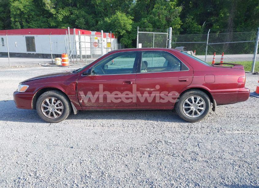 Photo 14 of 2001 Toyota Camry LE (VIN 4T1BG22K01U043600)