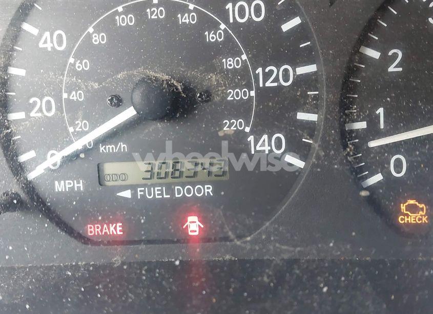 Photo 15 of 2001 Toyota Camry LE (VIN 4T1BG22K01U043600)