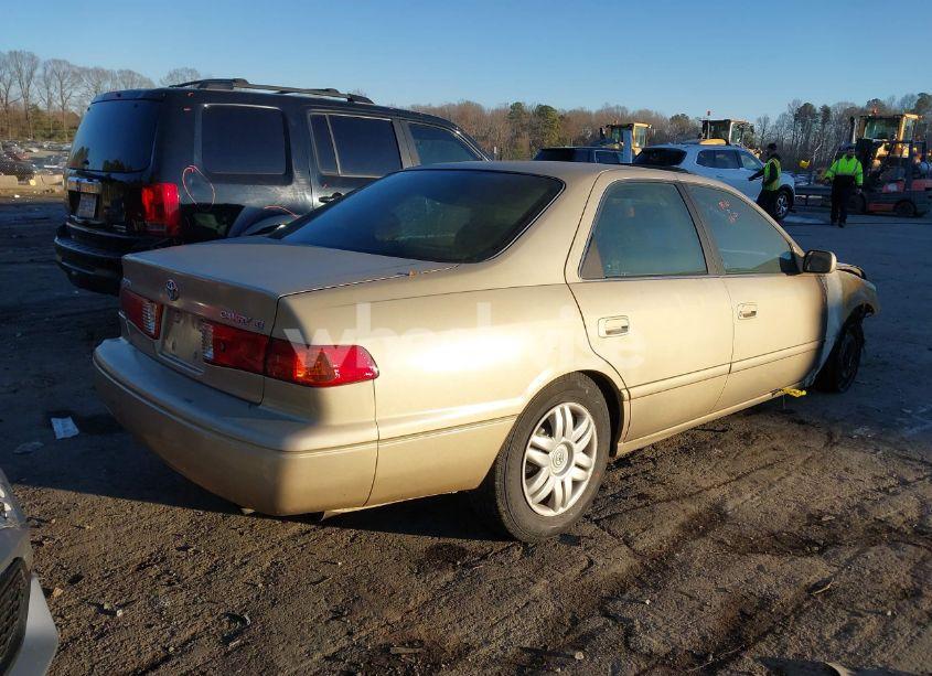 Photo 4 of 2001 Toyota Camry LE (VIN 4T1BG22K01U108509)