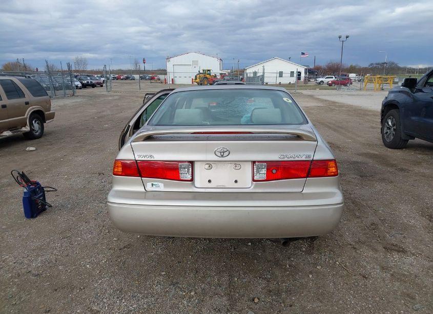 Photo 16 of 2001 Toyota Camry LE (VIN 4T1BG22K01U110437)