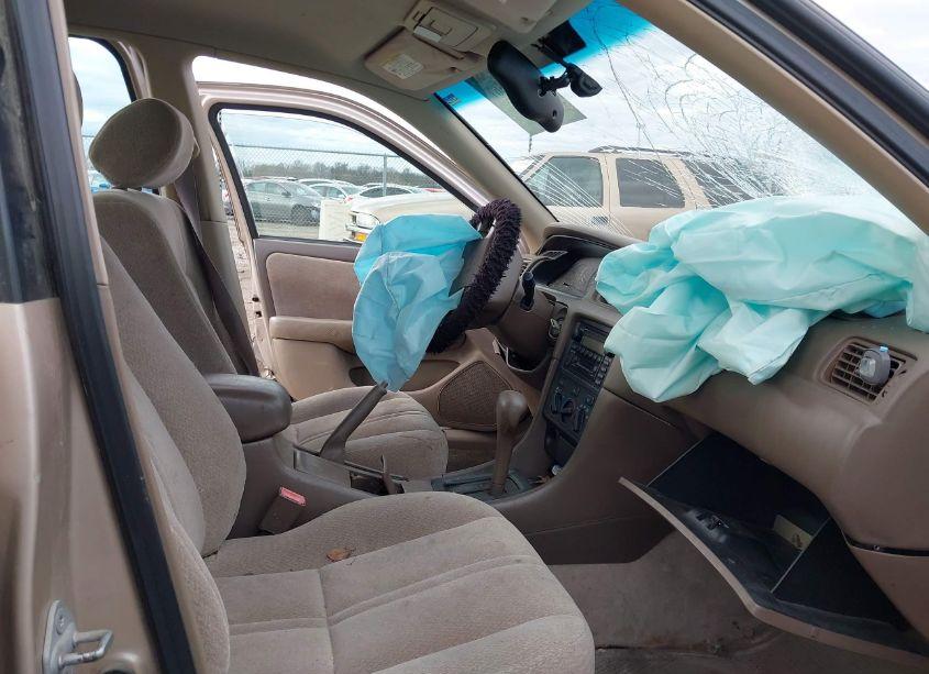 Photo 5 of 2001 Toyota Camry LE (VIN 4T1BG22K01U110437)