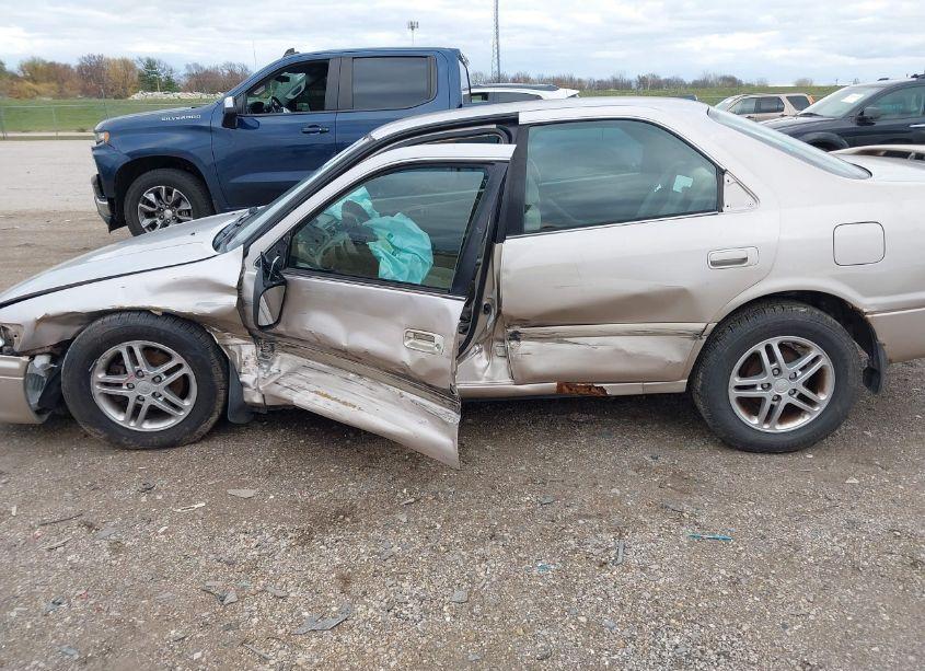 Photo 6 of 2001 Toyota Camry LE (VIN 4T1BG22K01U110437)