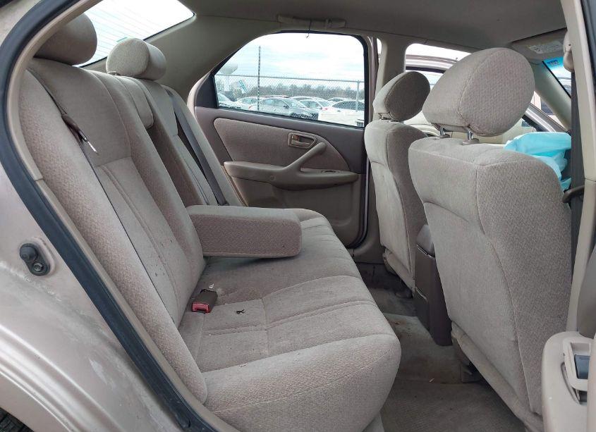 Photo 8 of 2001 Toyota Camry LE (VIN 4T1BG22K01U110437)