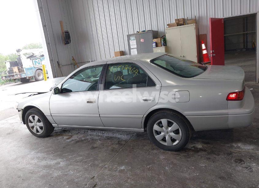 Photo 14 of 2001 Toyota Camry CE (VIN 4T1BG22K01U846262)
