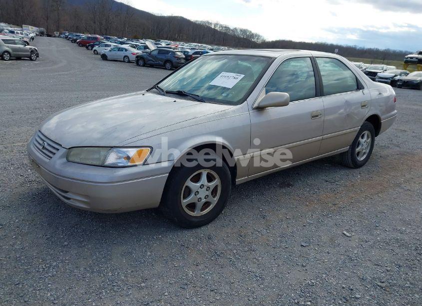 Photo 2 of 1997 Toyota Camry LE (VIN 4T1BG22K0VU097548)