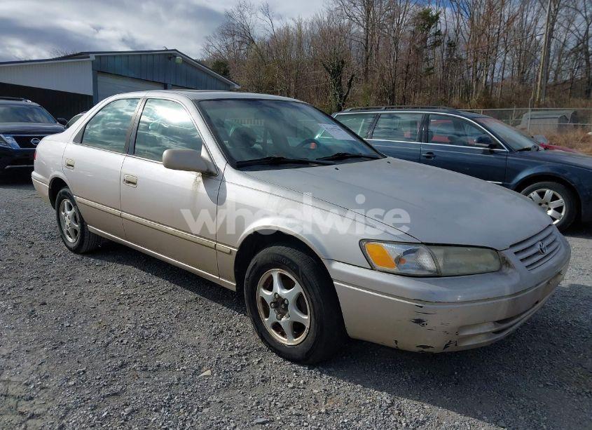 Photo 6 of 1997 Toyota Camry LE (VIN 4T1BG22K0VU097548)