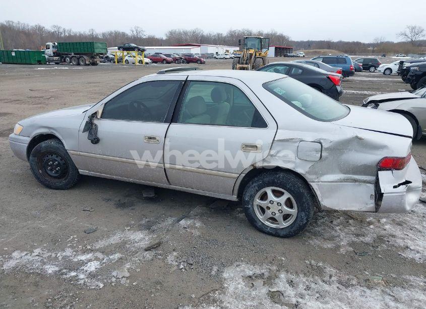 Photo 15 of 1997 Toyota Camry XLE (VIN 4T1BG22K0VU131987)