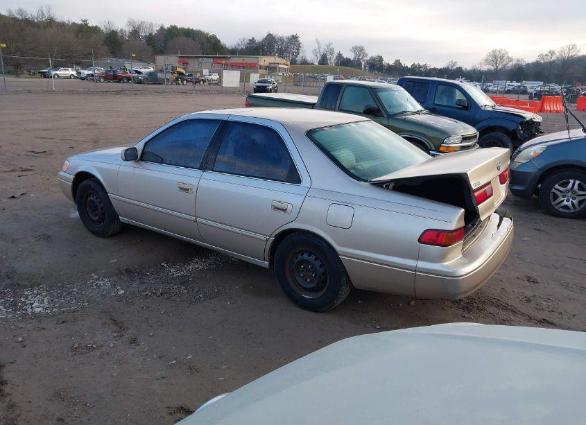 Photo 3 of 1997 Toyota Camry LE (VIN 4T1BG22K0VU168165)
