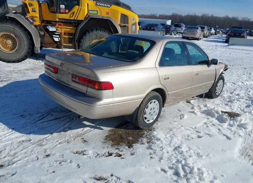 Photo 4 of 1997 Toyota Camry XLE (VIN 4T1BG22K0VU808729)