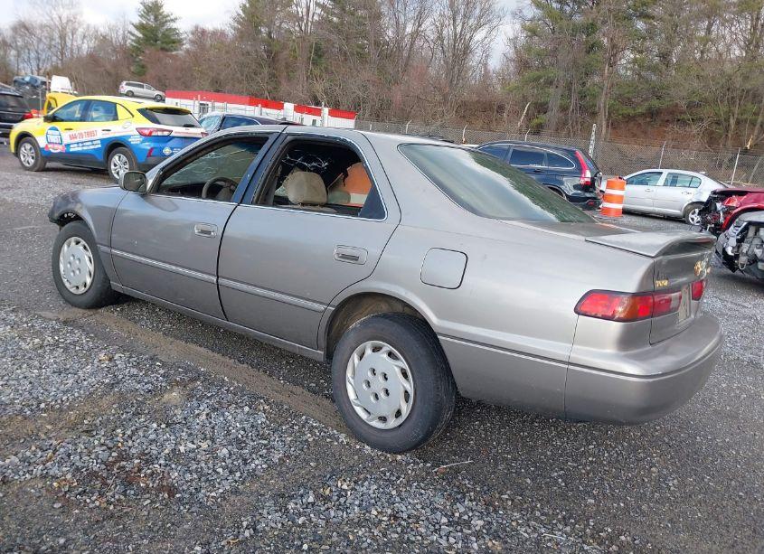 Photo 3 of 1998 Toyota Camry CE/LE/XLE (VIN 4T1BG22K0WU274911)