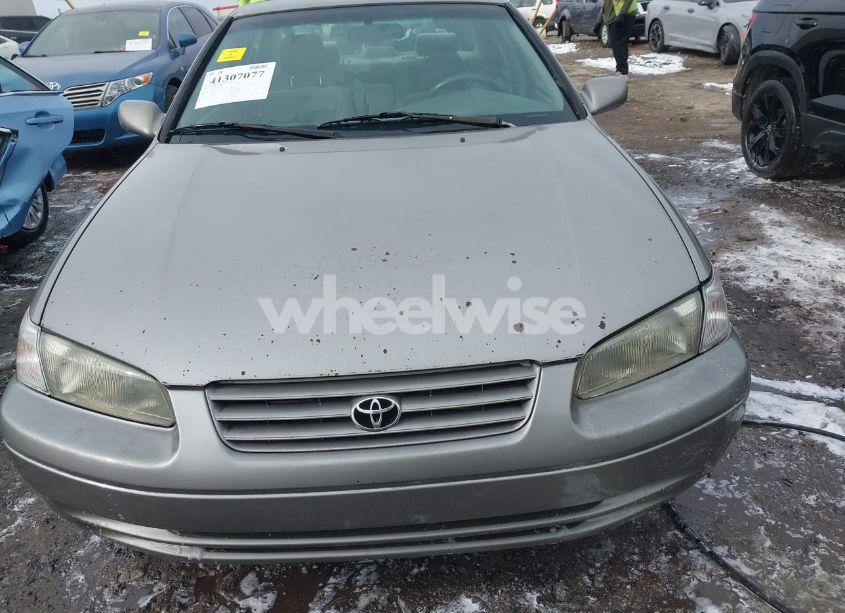 Photo 12 of 1998 Toyota Camry LE (VIN 4T1BG22K0WU295418)