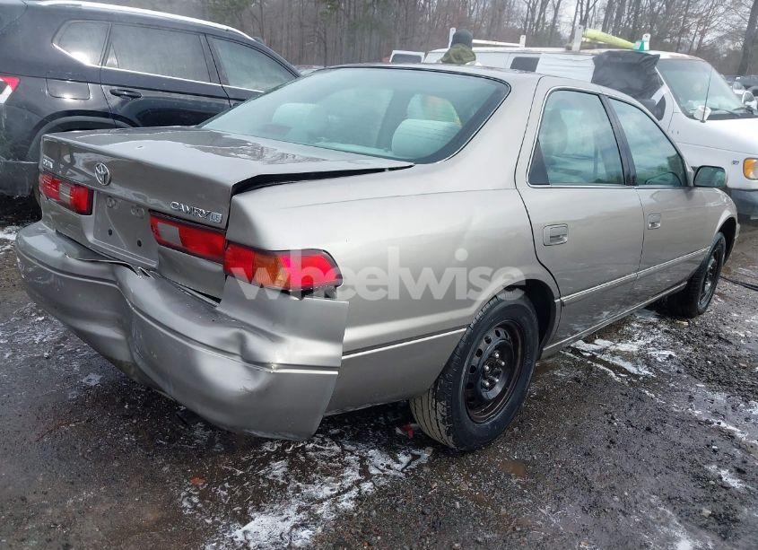 Photo 4 of 1998 Toyota Camry LE (VIN 4T1BG22K0WU295418)
