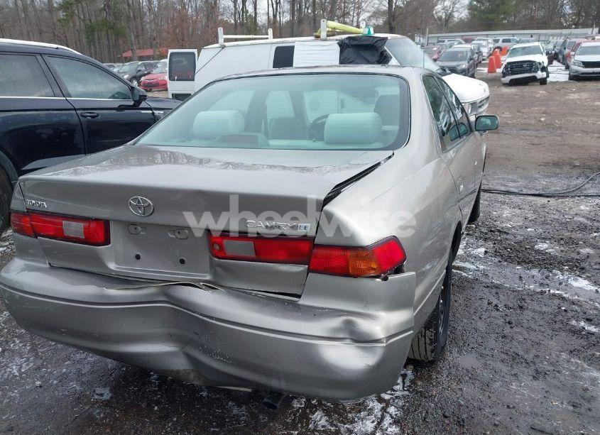 Photo 6 of 1998 Toyota Camry LE (VIN 4T1BG22K0WU295418)