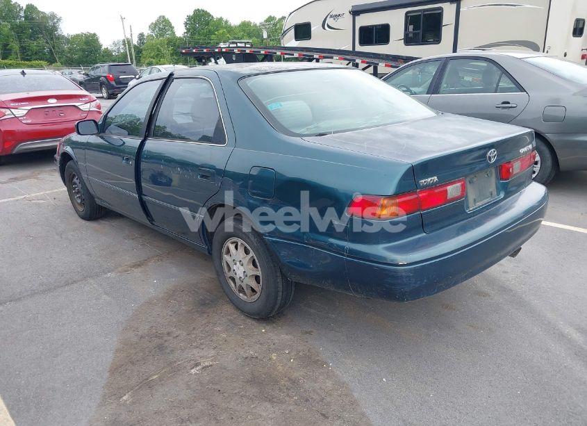 Photo 3 of 1998 Toyota Camry LE (VIN 4T1BG22K0WU372241)