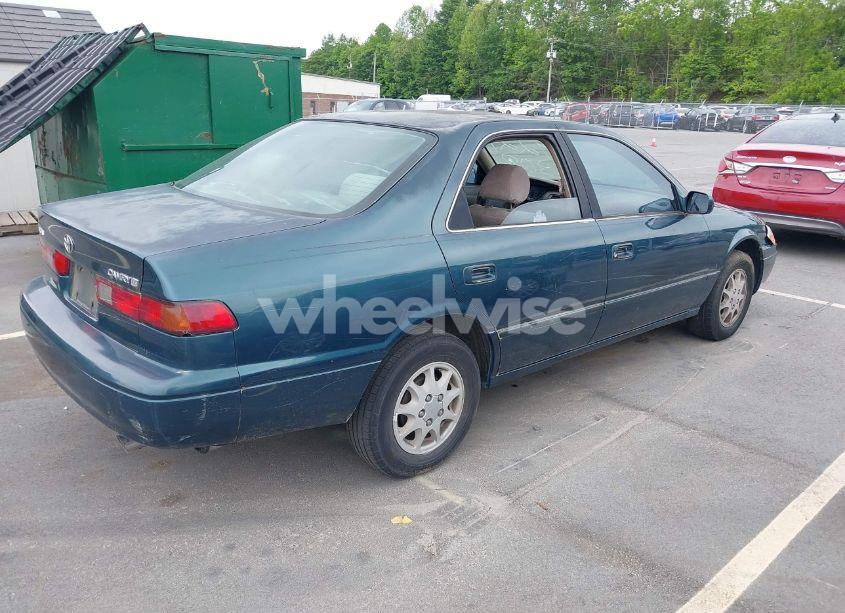 Photo 4 of 1998 Toyota Camry LE (VIN 4T1BG22K0WU372241)