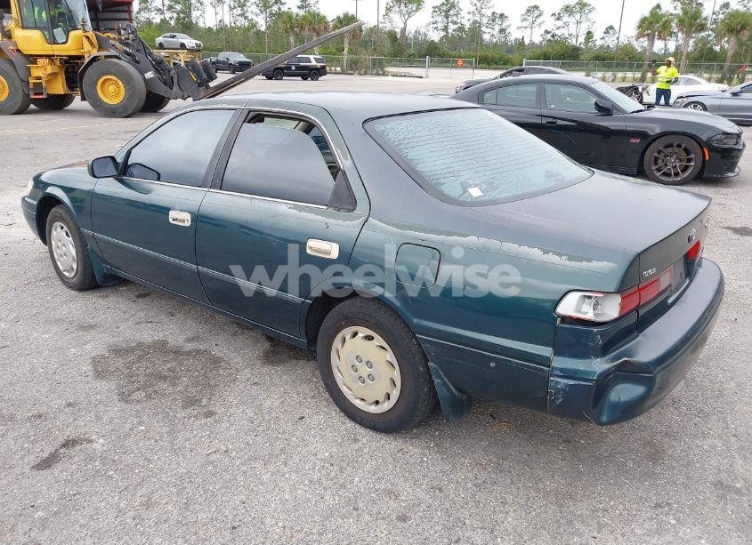 Photo 3 of 1998 Toyota Camry LE (VIN 4T1BG22K0WU381568)