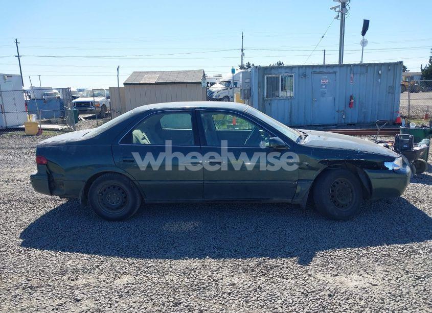 Photo 13 of 1999 Toyota Camry CE (VIN 4T1BG22K0XU444556)