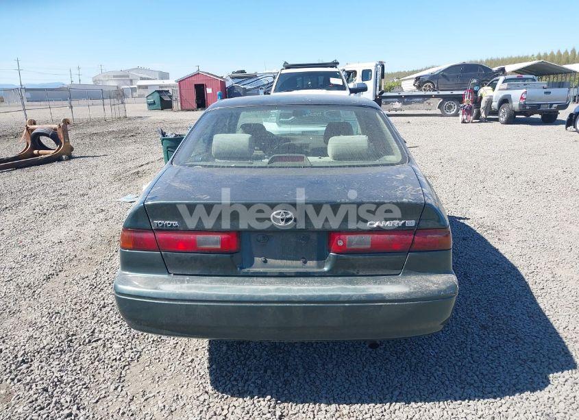 Photo 16 of 1999 Toyota Camry CE (VIN 4T1BG22K0XU444556)