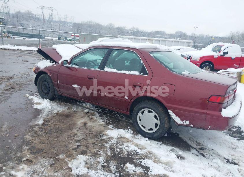 Photo 3 of 1999 Toyota Camry CE (VIN 4T1BG22K0XU601907)