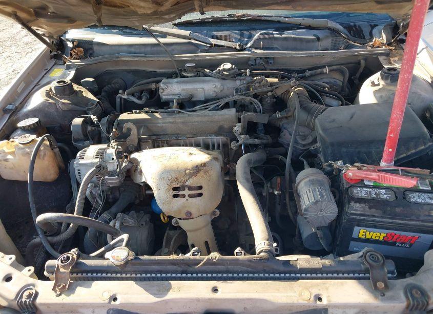 Photo 10 of 2000 Toyota Camry CE (VIN 4T1BG22K0YU624041)