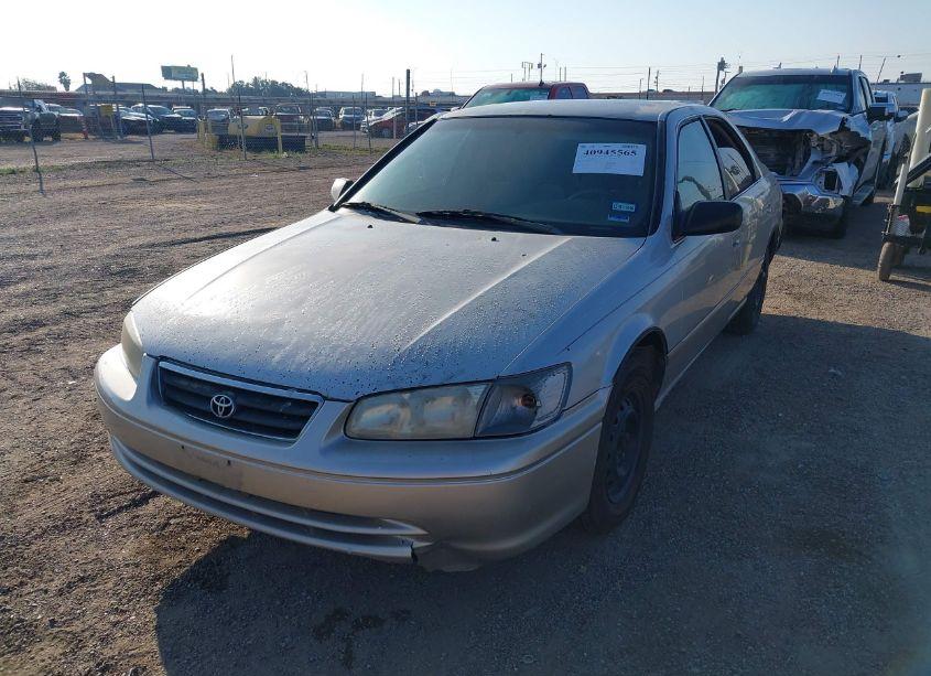 Photo 2 of 2000 Toyota Camry CE (VIN 4T1BG22K0YU624041)