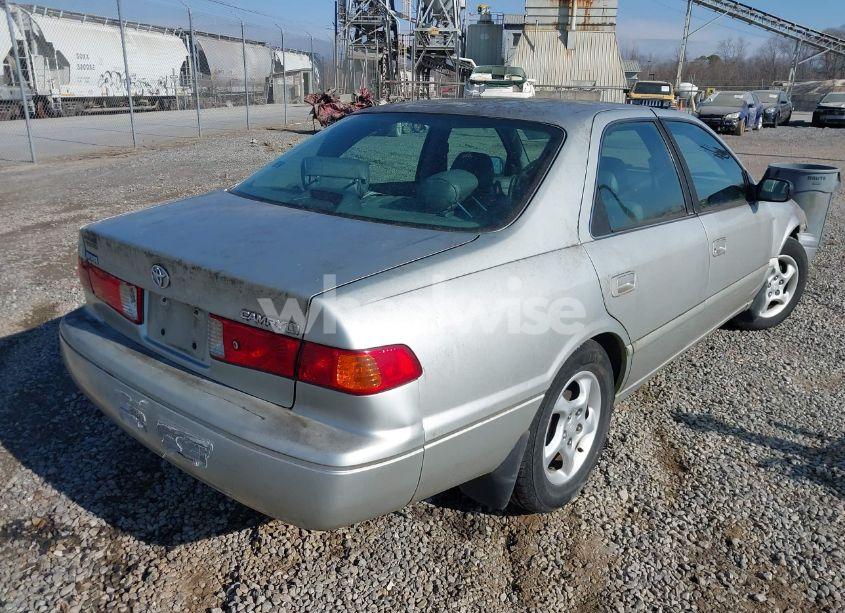 Photo 4 of 2000 Toyota Camry LE (VIN 4T1BG22K0YU648159)