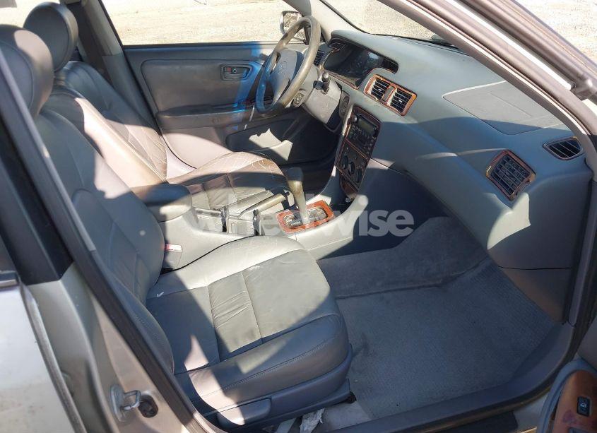 Photo 5 of 2000 Toyota Camry LE (VIN 4T1BG22K0YU648159)