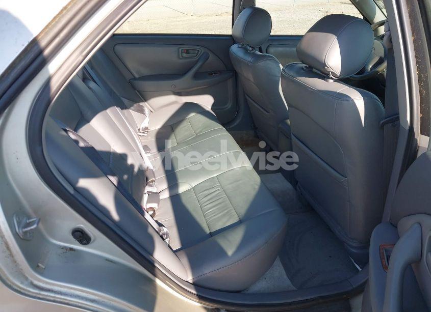 Photo 8 of 2000 Toyota Camry LE (VIN 4T1BG22K0YU648159)