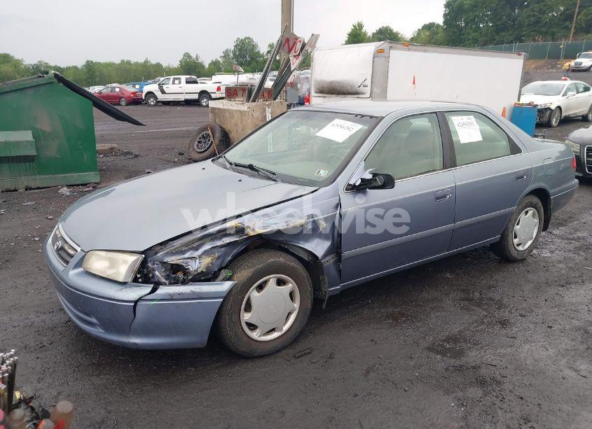 Photo 2 of 2000 Toyota Camry CE (VIN 4T1BG22K0YU671327)